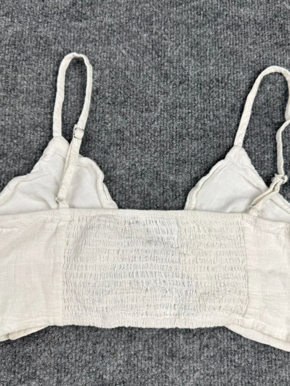 Princess Polly White Cotton Tie Front Smocked Crop Top Size US 4 - Picture 2 of 5